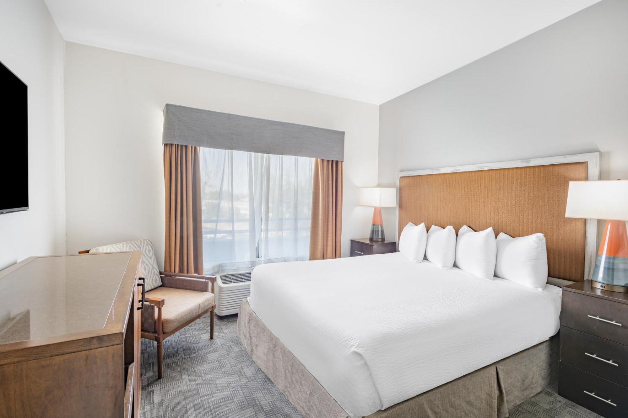 Ramada By Wyndham Bakersfield Hotell Eksteriør bilde